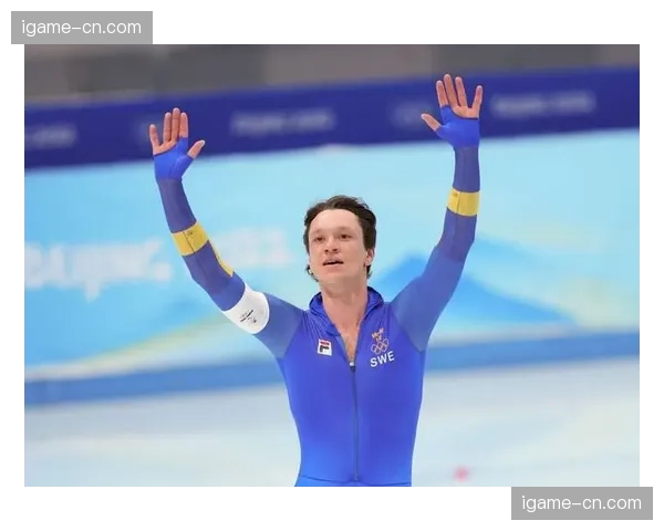 荷兰速滑选手伯格斯马夺得男子集体出发金牌范特沃特统治短道赛场