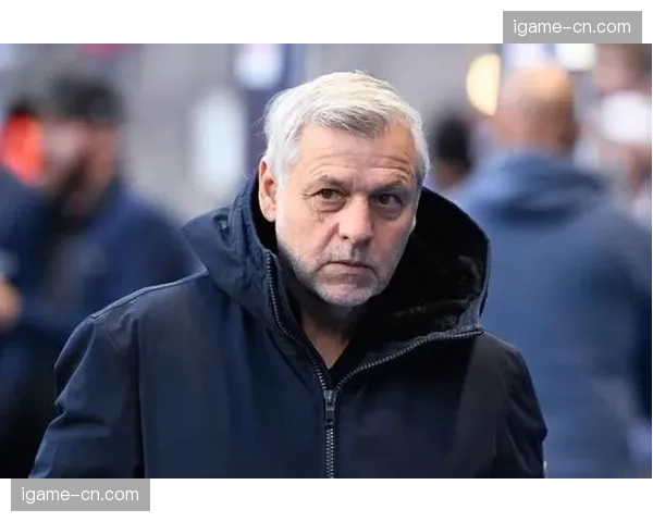 里尔主帅丰塞卡接受专访，谈球队赛季目标与年轻球员培养计划