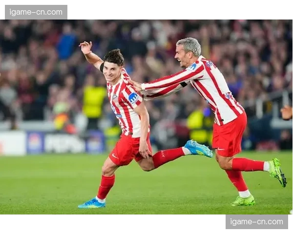 巴萨将阿尔瓦雷斯视为锋线补强目标，但马竞坚持不放人